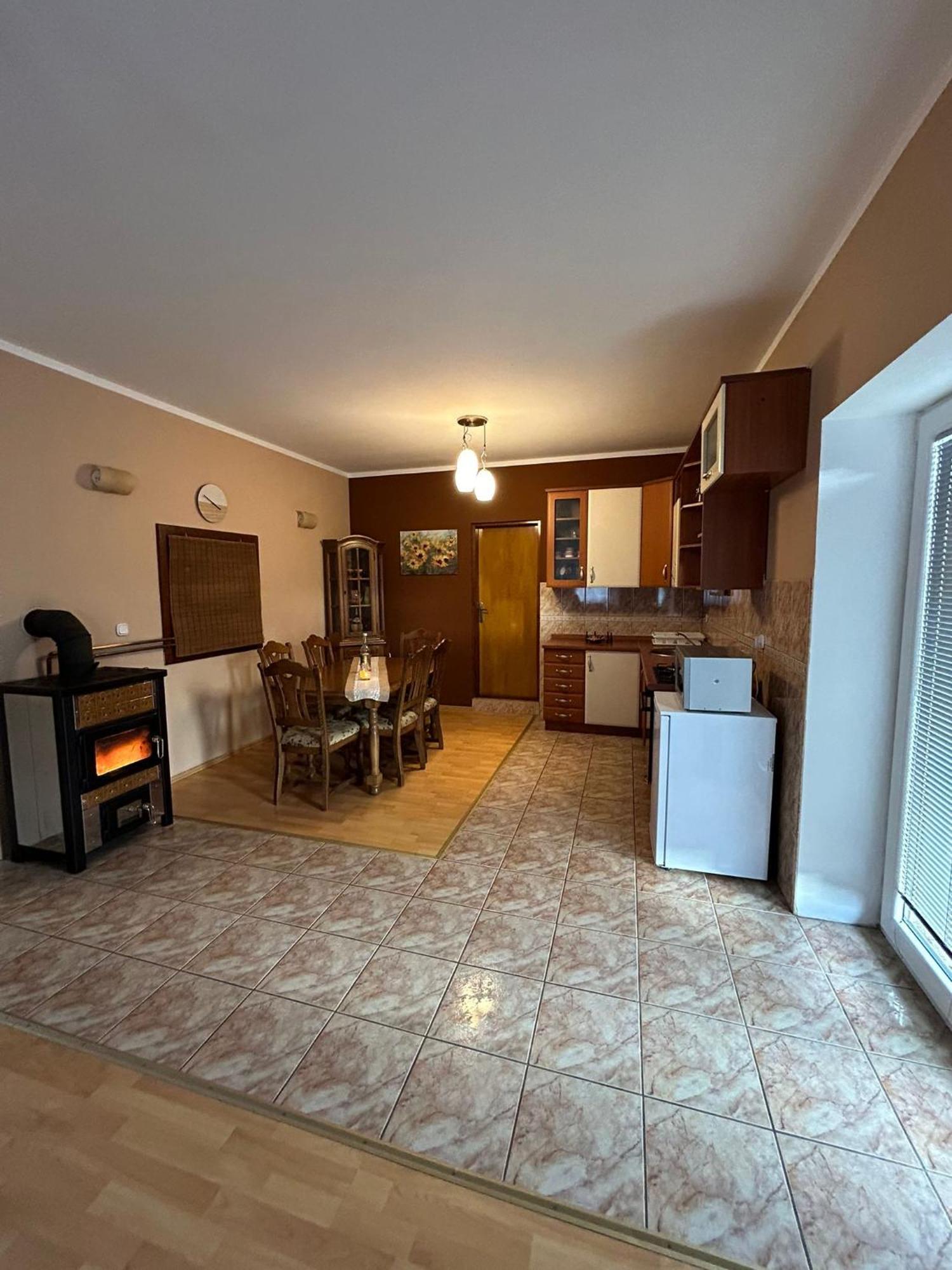Domus Nostra Appartement Lovinac  Buitenkant foto